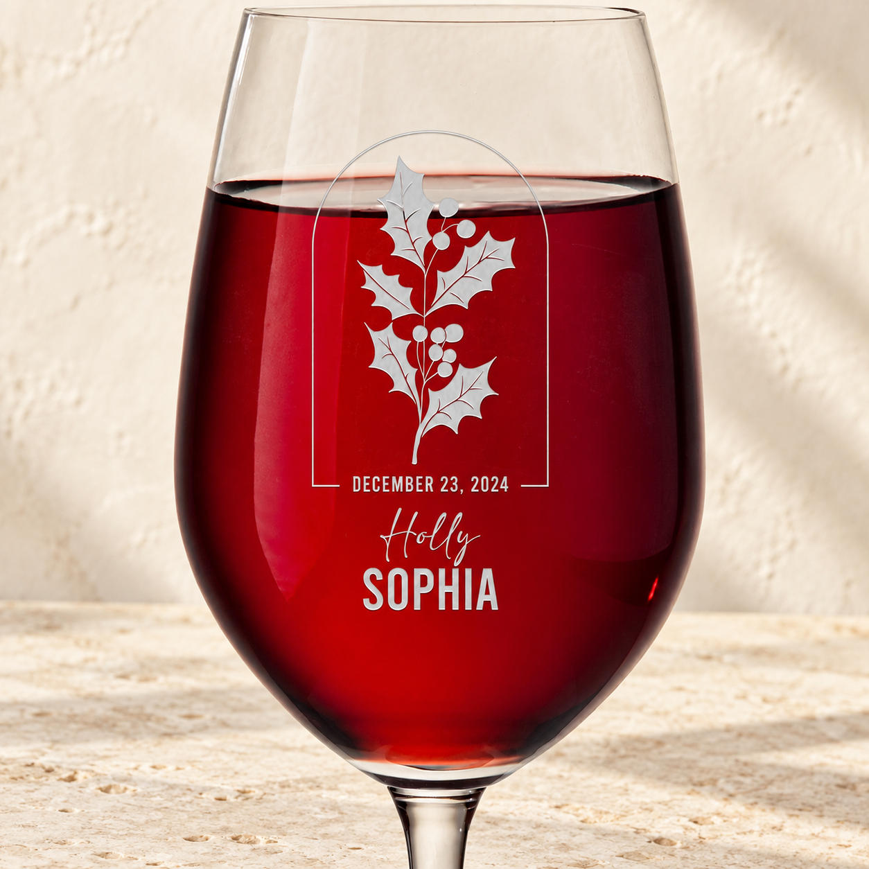 Verre à vin personnalisé - Fleurs de naissance - « Holly December »