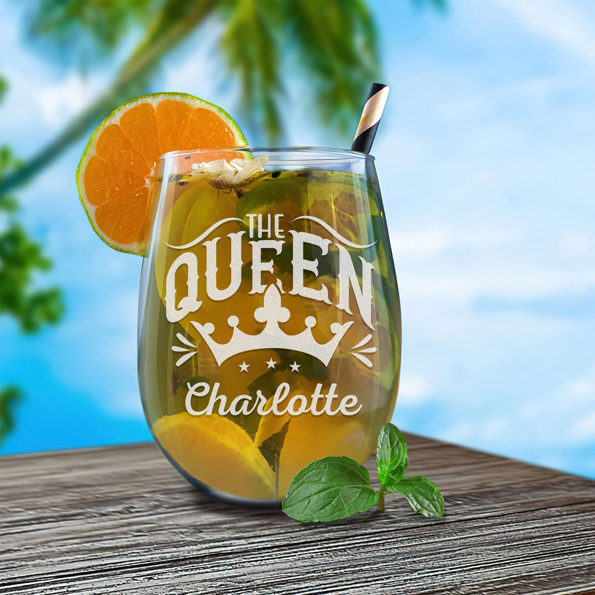 Personalized Stemless Wine Glass - "The Queen"